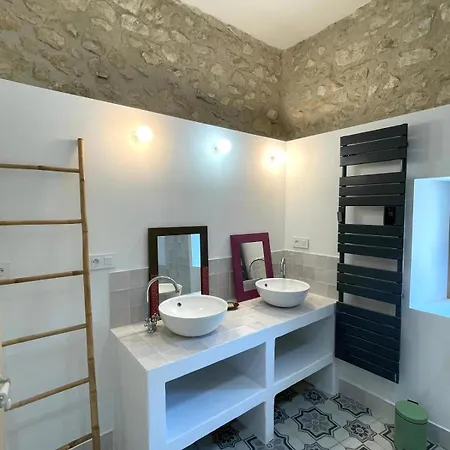 Les De Rouveyre Holiday home *